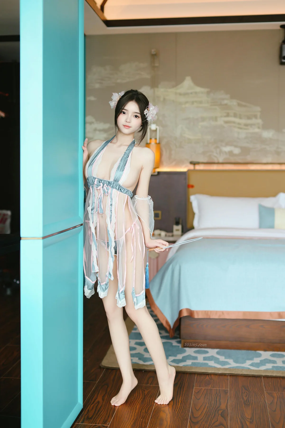 n105_001.webp