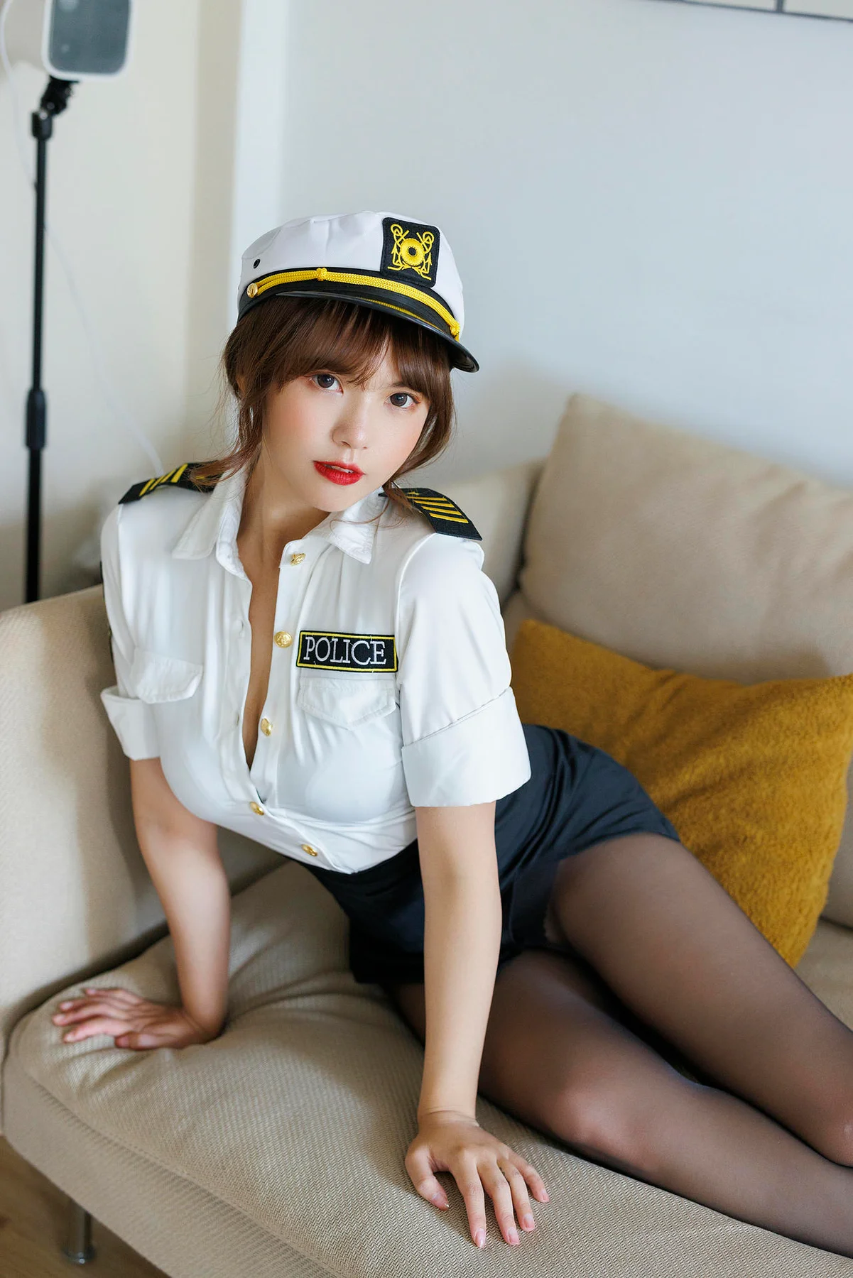 n150_007_d6l_4002_6000.webp