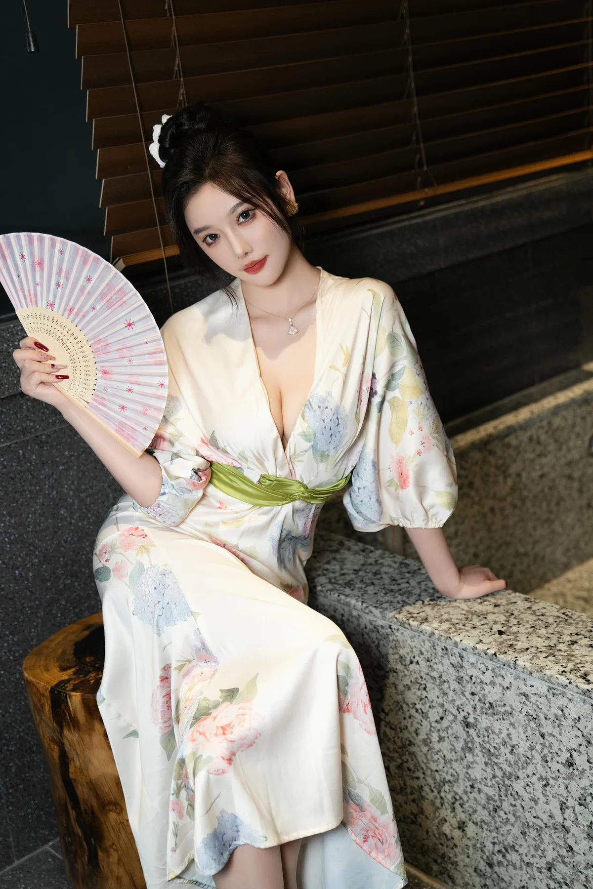 n149_026_0m1_4160_6240.webp