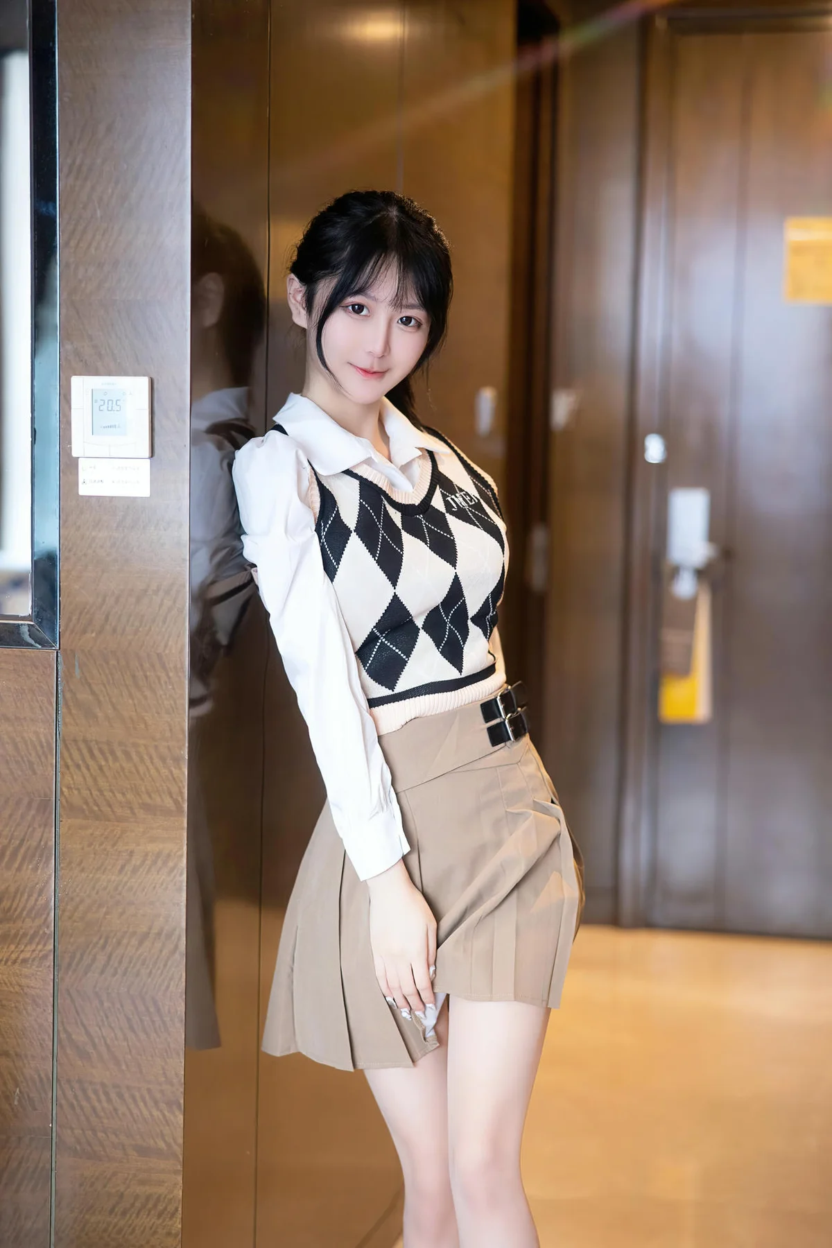 n168_004_he1_3648_5472.webp
