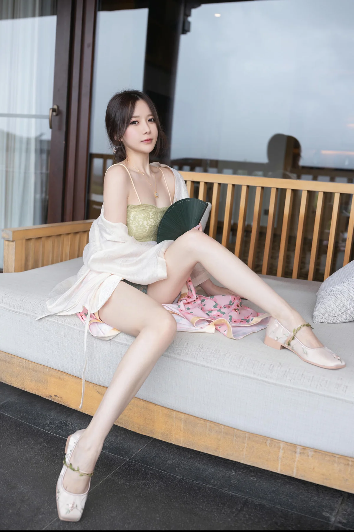 n173_017_qx8_4475_6713.webp