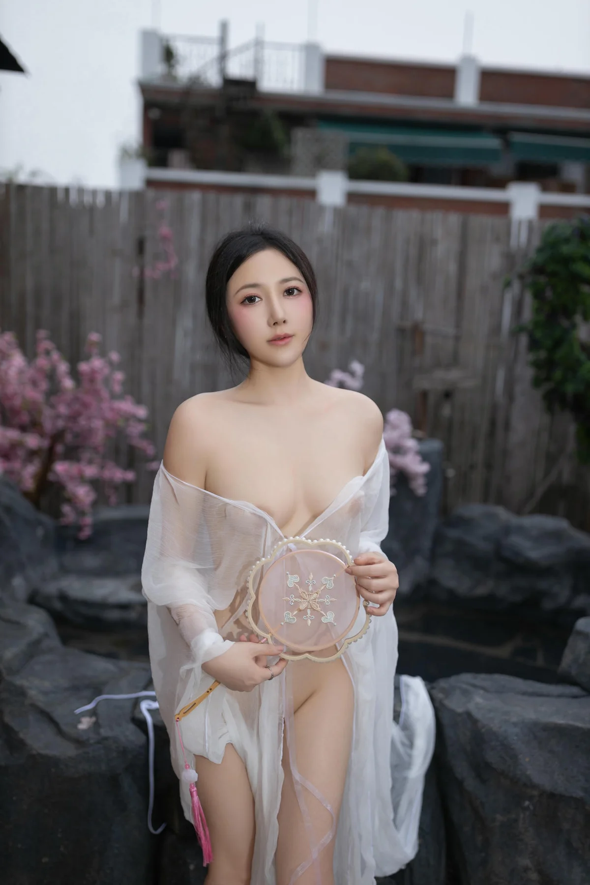 n189_098_j3w_4480_6720.webp