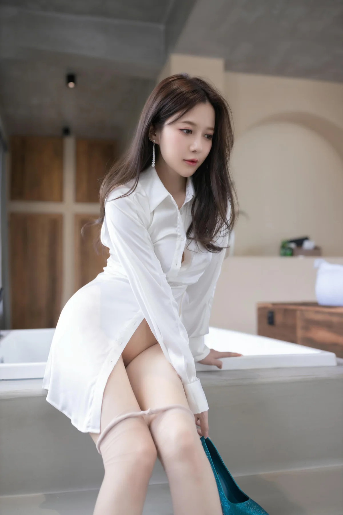 n208_098_fm7_4480_6720.webp