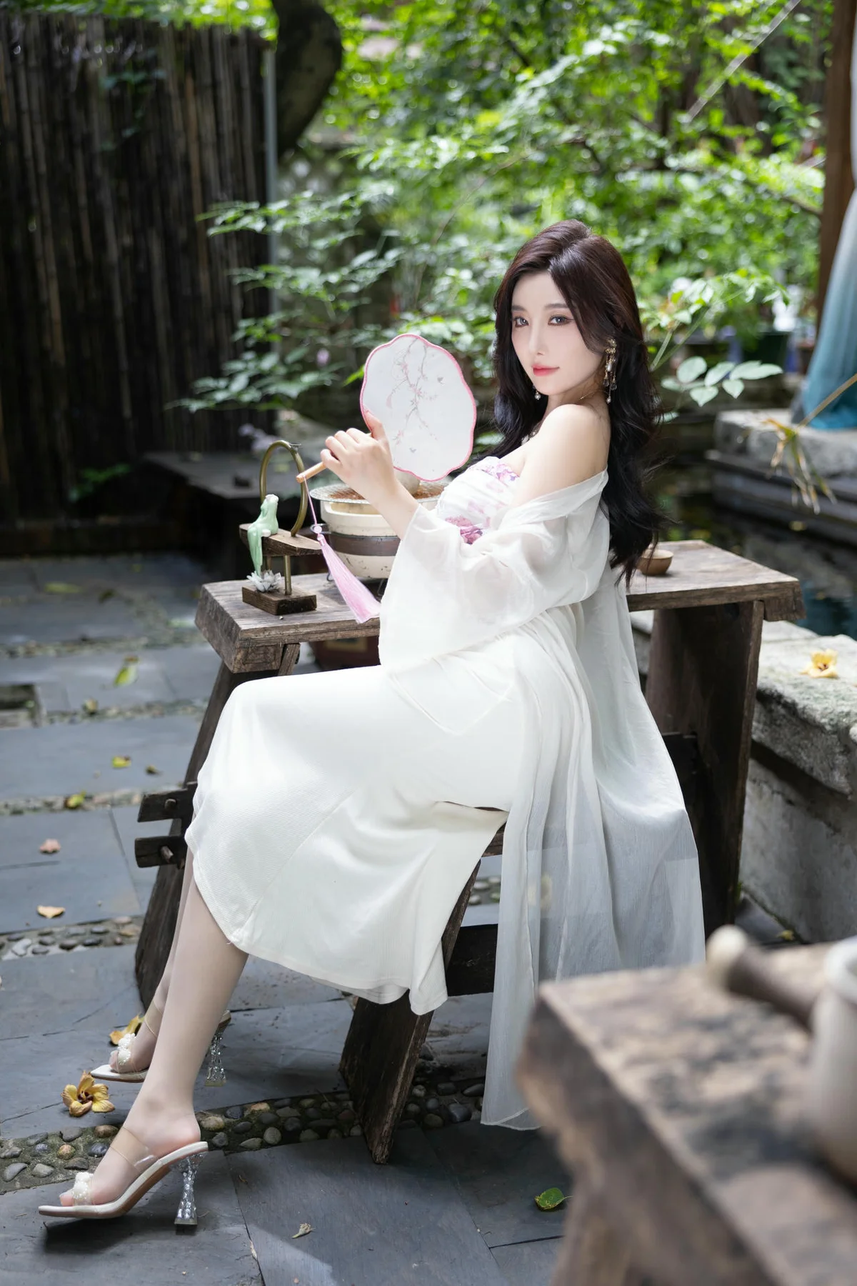 n210_005_i2k_3600_5400.webp