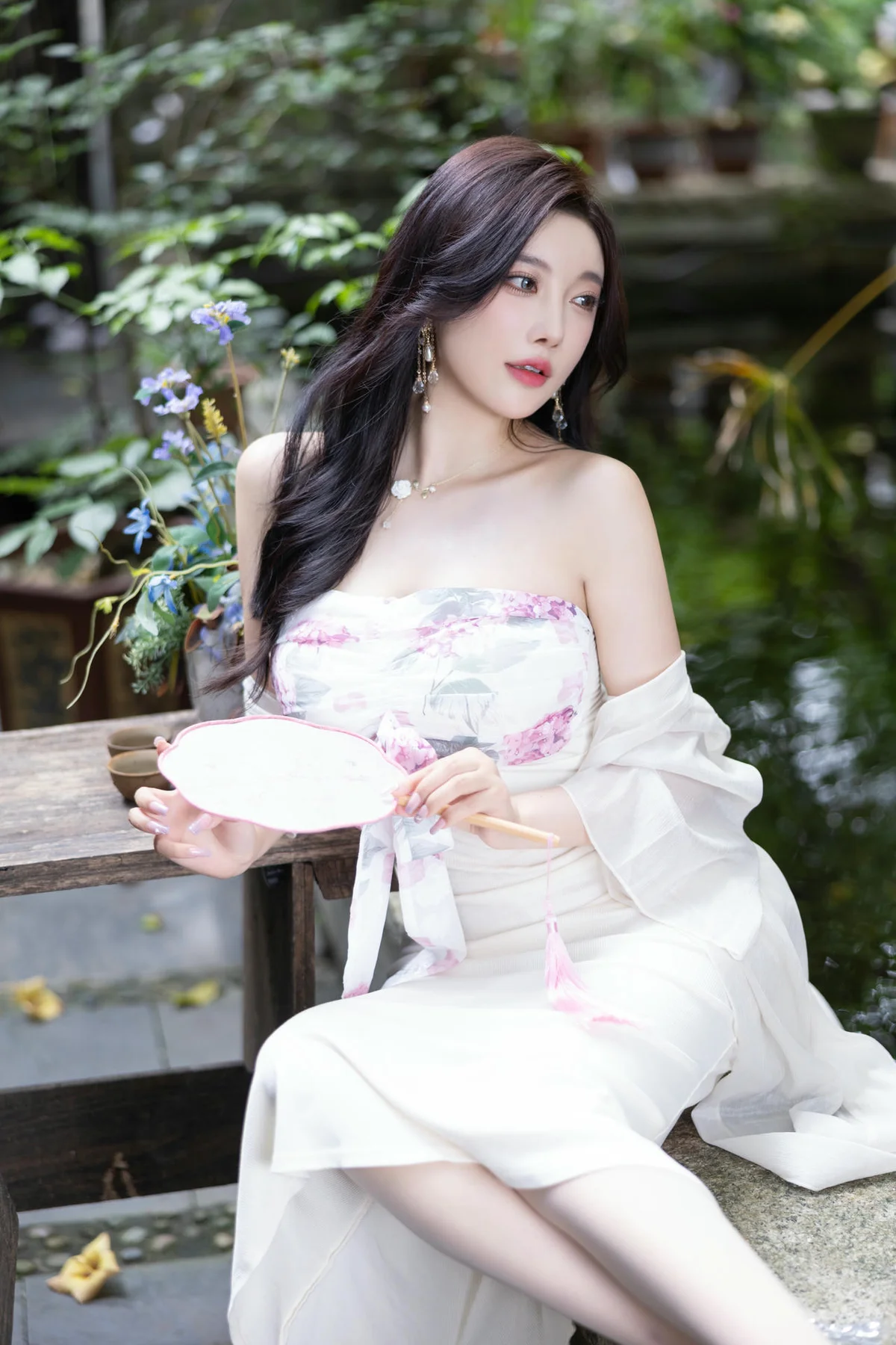 n210_015_kji_3600_5400.webp