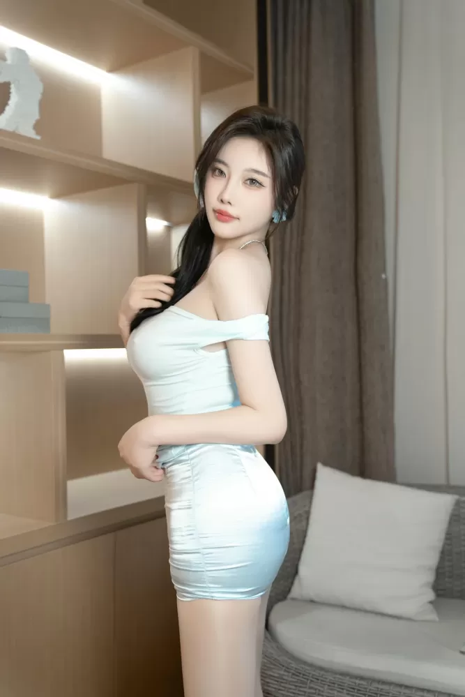 n221_032_lnd_4160_6240.webp