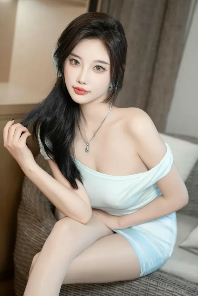 n221_041_q7u_4160_6240.webp