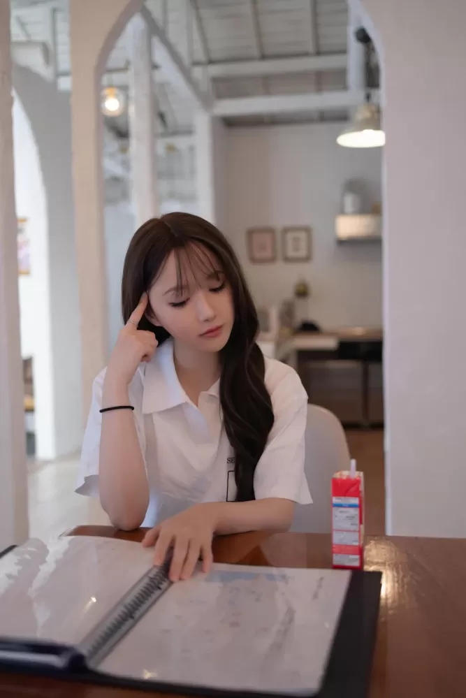 n273_046_qvw_5464_8192.webp